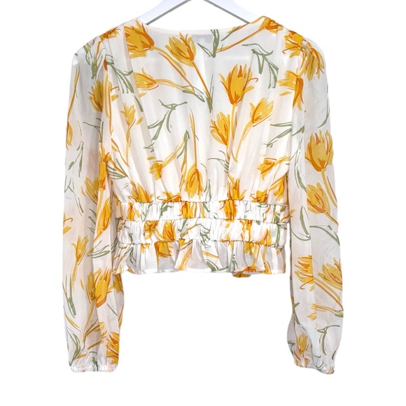 Ferne Boutique White and Yellow Floral Cropped Ruffle Women's Blouse NWT Small - Picture 6 of 9